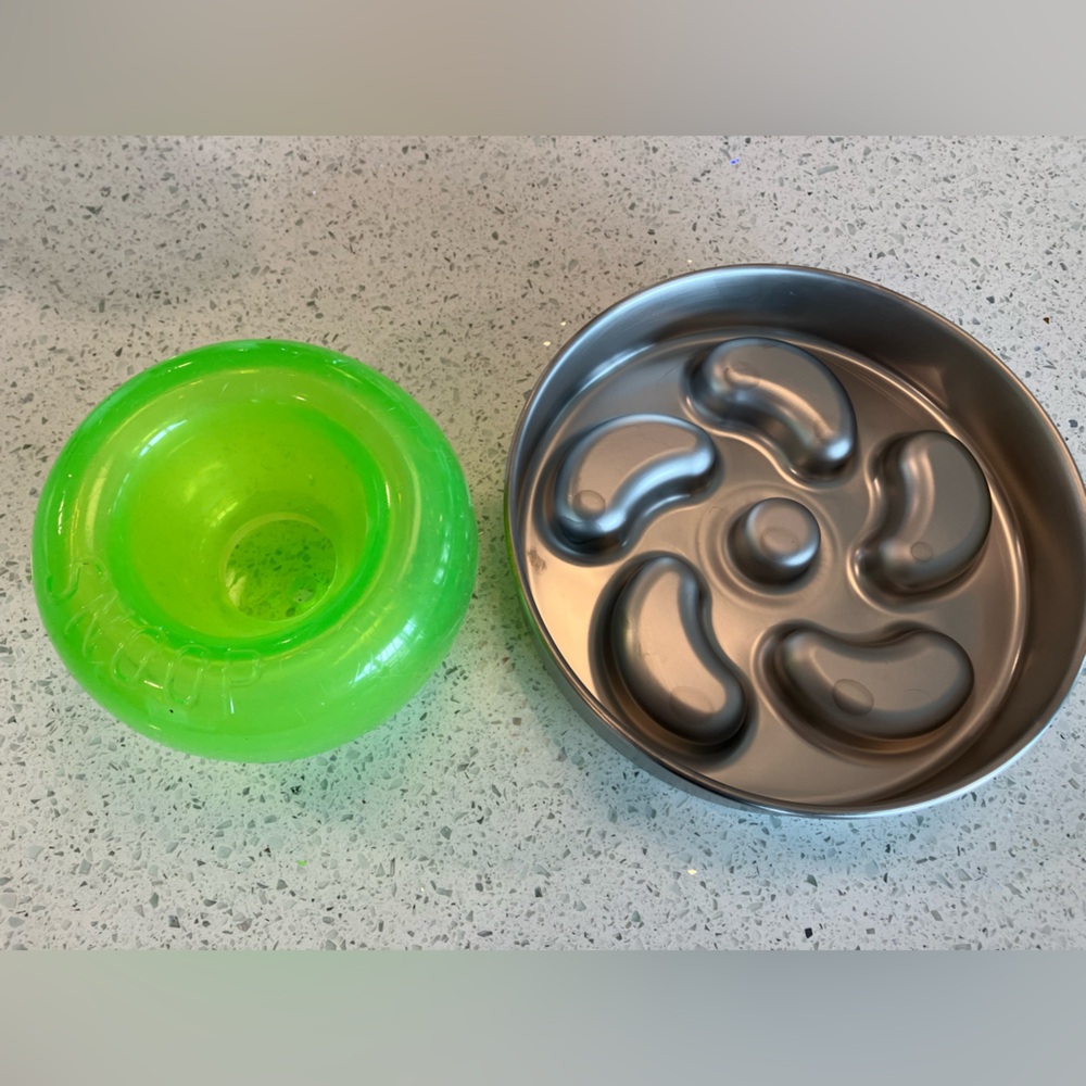 Slow Feeder Dog Bowl & Interactive Treat Dispensing Dog Toy (set).  Like new!